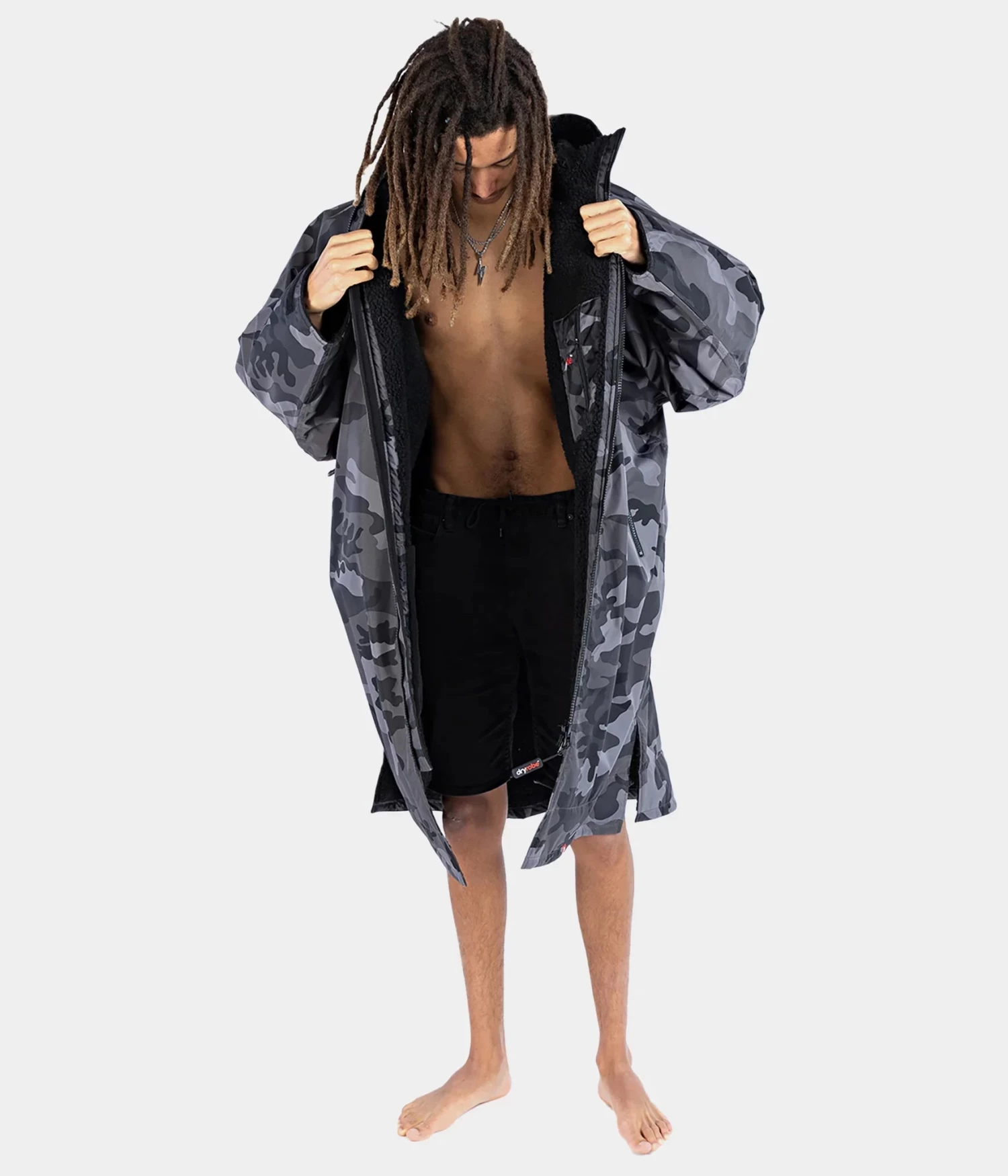 Dryrobe Advance Long Sleeve Black Camouflage - RECYCLED 2 Dryrobe Advance Long Sleeve Black Camouflage - RECYCLED - Image 2