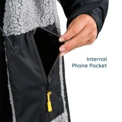 Osprey Changing Robe 21 Osprey Changing Robe -Sports Outdoor Store callout 4 2 1