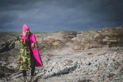 Dryrobe Advance Long Sleeve Camouflage Pink - RECYCLED 12 Dryrobe Advance Long Sleeve Camouflage Pink - RECYCLED -Sports Outdoor Store camo pink lifestyle 2024x2024 84278ec1 1635 47e1 84af d873e5d5c158